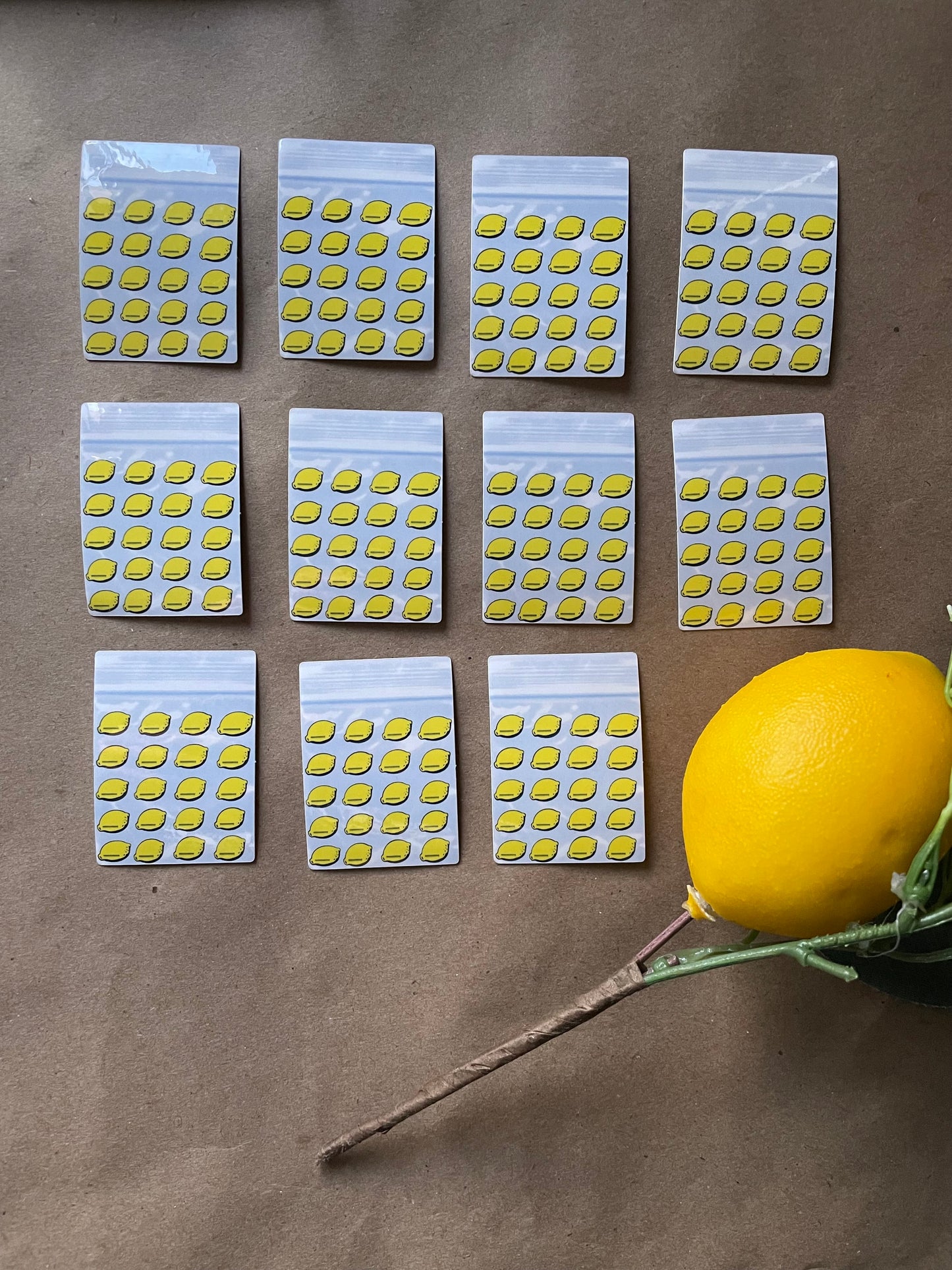 Lemon Dime Baggie | Sticker